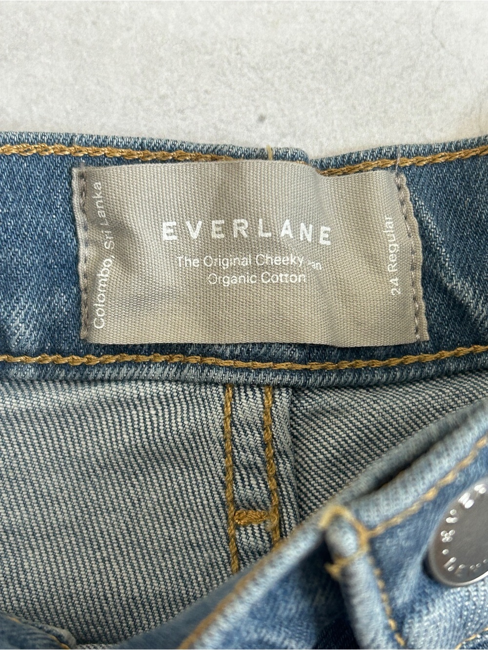NWT Everlane The Original Cheeky Jean Stone-Washed Sky, High Rise, Straight, 24 - Picture 6 of 16